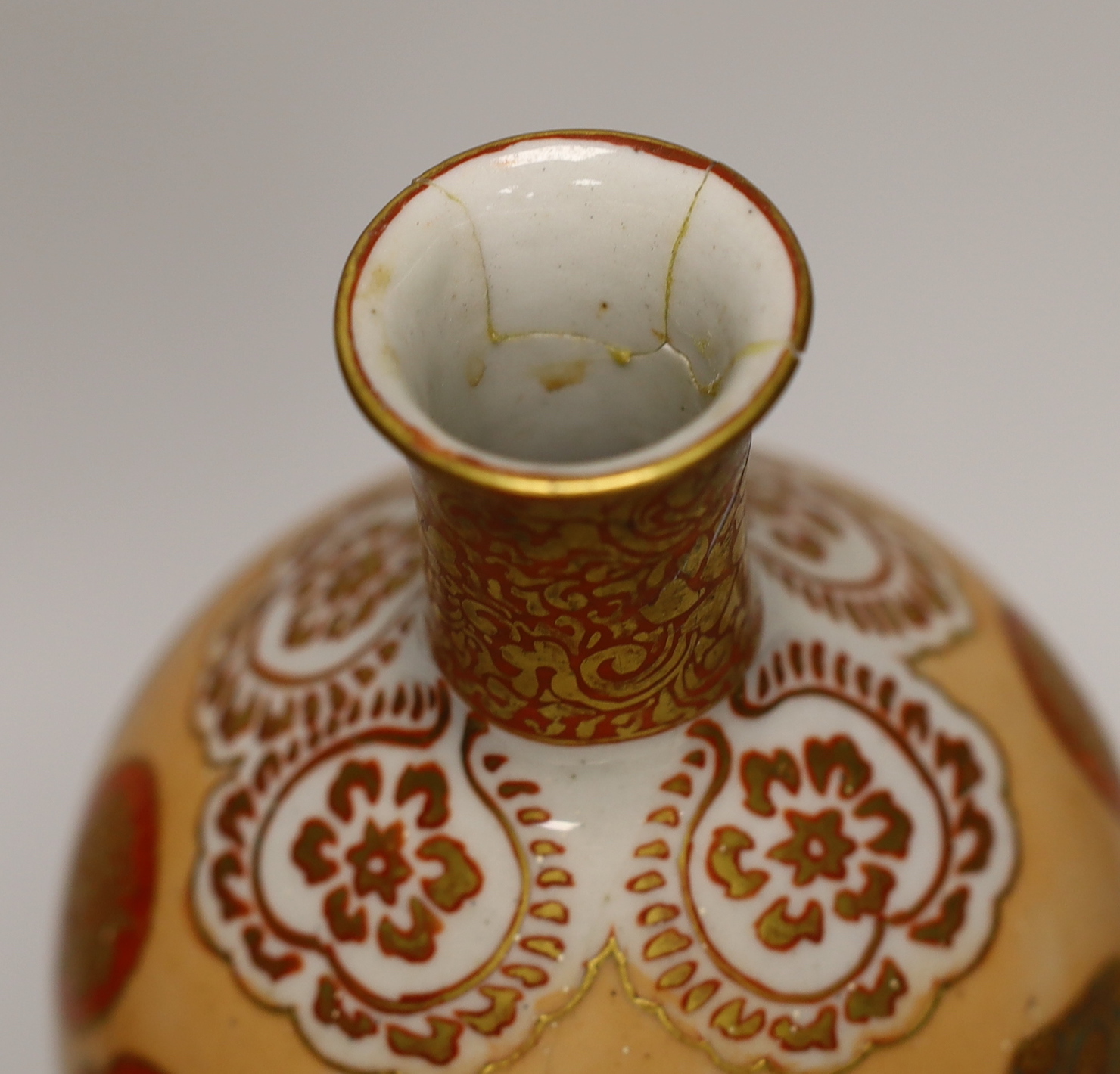 A Japanese Kutani double gourd vase, Meiji period, 29cm high